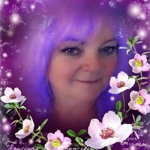 Meet your Posher, Carolyn